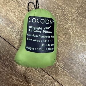 Cocoon Green Ultralight Air-Core Pillow